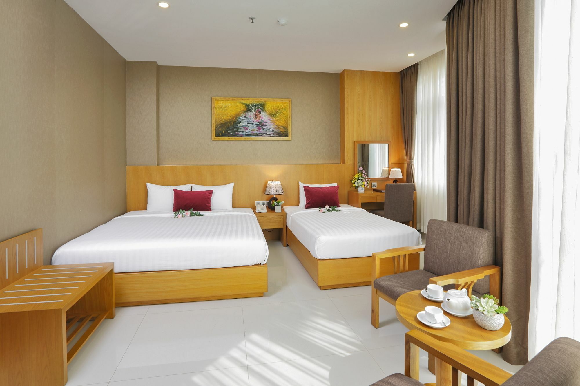 Golda Hotel Хошимин Экстерьер фото
